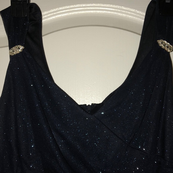 Long royal blue sparkly dress - Picture 4 of 7